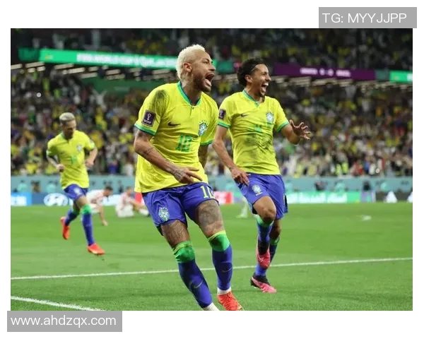 全球足球明星阵容及其精彩瞬间照片展示 全球足球明星阵容及其精彩瞬间照片展示