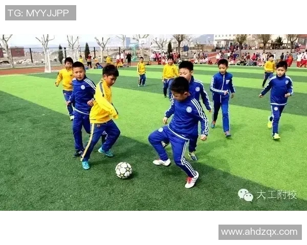 爸爸是超人足球明星带我飞翔在梦想的绿茵场上